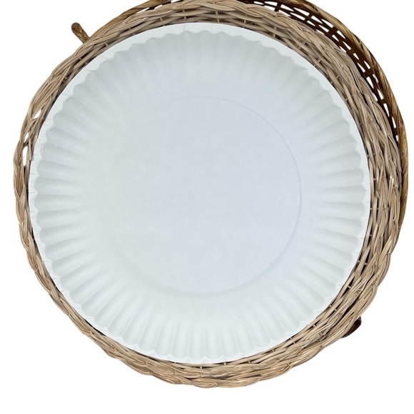 VTG INTERPUR Bamboo Wicker Plates and Basket Holders Four Sets of 8 - Picture 11 of 16